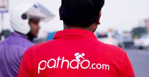 Photo of চিকিৎসককে ধর্ষণ চেষ্টায় ‘পাঠাও’ চালক গ্রেফতার