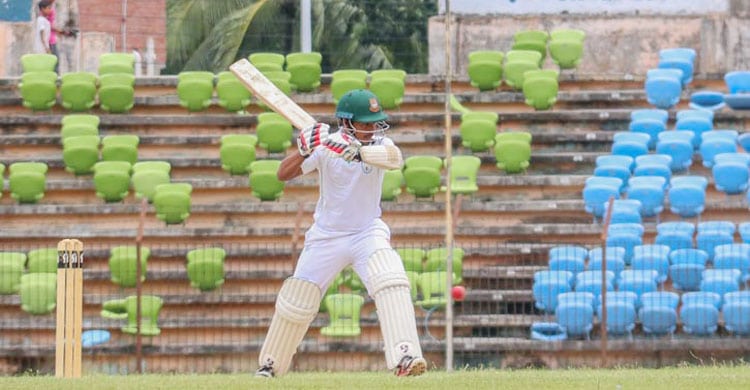 Photo of বগুড়ায় আশরাফুল ঝড় : ত্রিশ বলেই ফিফটি