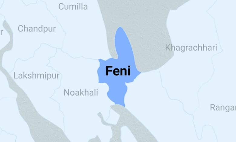 Photo of ফেনীতে প্রবাসী ছাত্রদল নেতার বাড়িতে হামলা