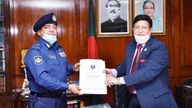Photo of করোনাকালে বাংলাদেশ পুলিশের অনবদ্য ভূমিকার প্রশংসা পররাষ্ট্রমন্ত্রী’র