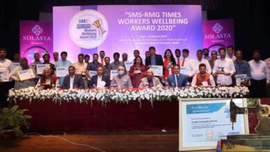 Photo of শ্রেষ্ঠ শ্রমিকবান্ধব পুরষ্কার পেল কমফিট কম্পোজিট নীট লিঃ