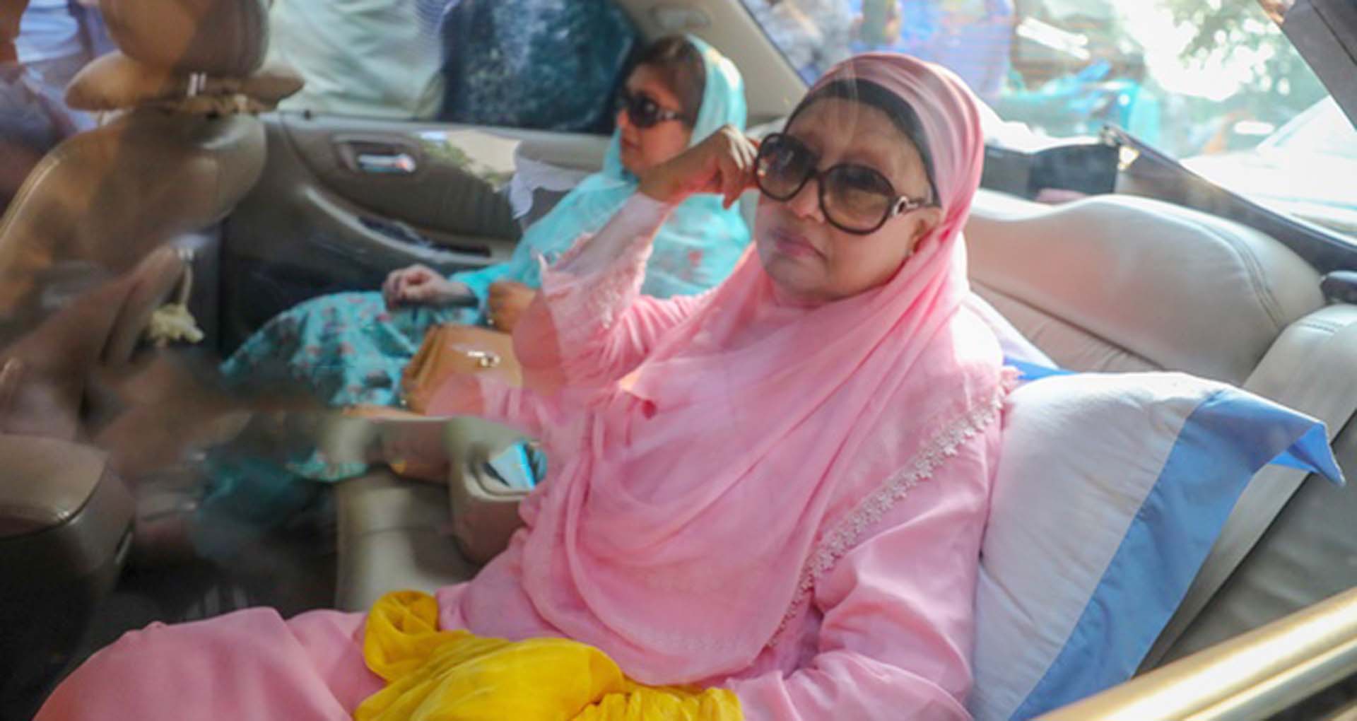 Photo of খালেদার মুক্তির আবেদন স্বরাষ্ট্রমন্ত্রীর অনুমোদনের অপেক্ষায়