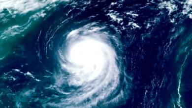 Photo of ভারতের উপকূলের দিকে এগিয়ে আসছে ঘূর্ণিঝড় ‘গুলাব’