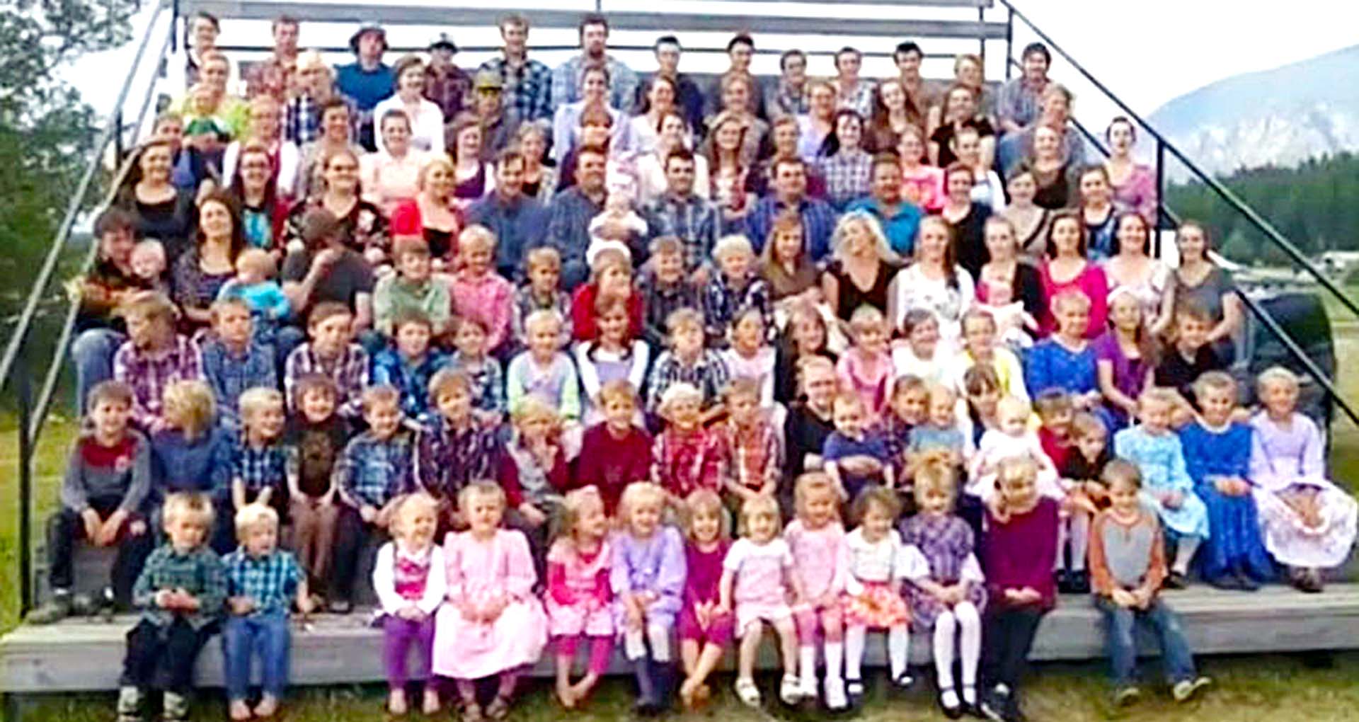 Photo of ২৭ স্ত্রী ও দেড়শ সন্তান, এ কেমন নজীর!