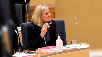 Photo of প্রথম দিনেই পদত্যাগ করলেন সুইডেনের প্রথম নারী প্রধানমন্ত্রী