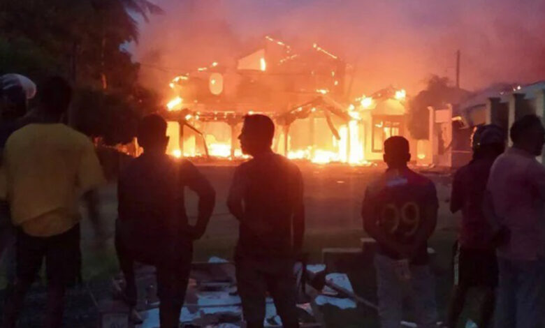 Photo of এবার রাজাপক্ষেদের ঘরে আগুন