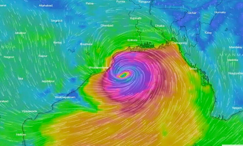 Photo of সীমানা থেকে আরও দূরে ঘূর্ণিঝড় অশনি