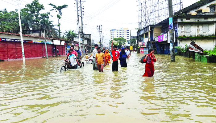 Photo of আশ্রয়-খাবার নেই, ত্রাণ নামমাত্র