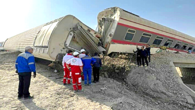 Photo of ইরানে ট্রেন দুর্ঘটনায় অন্তত নিহত ১৭, আহত ৫০