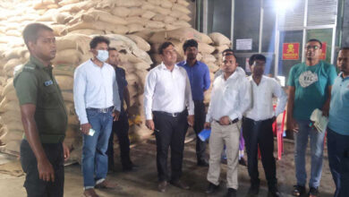 Photo of বাগেরহাটে চাল মজুত করায় ব্যবসায়ীকে লাখ টাকা জরিমানা