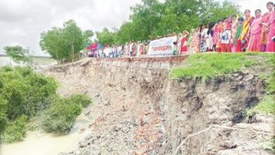 Photo of খুলনার দাকোপে ১৫০ কোটি টাকার বাঁধ পানিতে