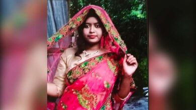 Photo of মাদারীপুরে অত্যাচার সইতে না পেরে প্রবাসীর স্ত্রীর আত্মহত্যা