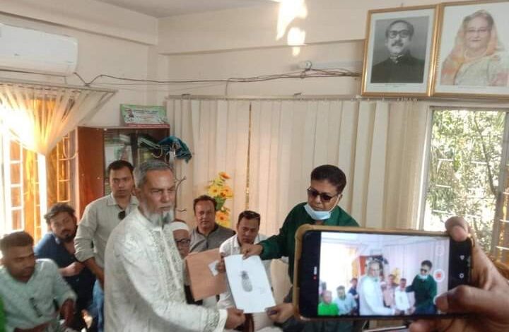 Photo of মোহনপুর ইউপি’র উপ-নির্বাচনে চেয়ারম্যান প্রার্থীদের মধ্যে প্রতীক বরাদ্দ