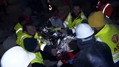 Photo of তুরস্কে ধ্বংসস্তূপ থেকে ১২০ ঘণ্টা পর ৩ ভাইকে উদ্ধার