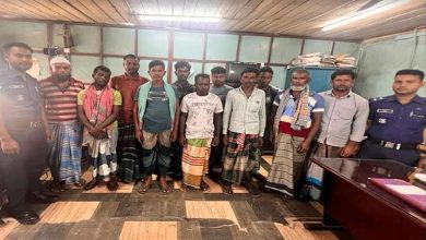 Photo of চাঁদপুরে কারেন্ট জাল জব্দ, ১৯ জেলে আটক