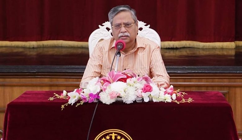 Photo of স্বচ্ছতা ও জবাবদিহিতার সঙ্গে দায়িত্ব পালনের নির্দেশ রাষ্ট্রপতির