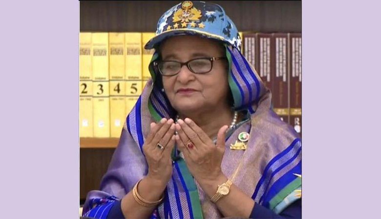 Photo of কোস্ট গার্ডের পাঁচটি জাহাজ উদ্বোধন করলেন প্রধানমন্ত্রী