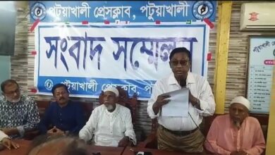 Photo of হিন্দু বাড়ীতে হামলায় যুবলীগ নেতার সম্পৃক্ততা বাদ দিয়ে সংবাদে প্রকাশ করায় জেলা বিএনপির সংবাদ সম্মেলন